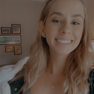 Meet your Posher, Jasmine